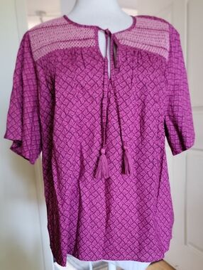 Evereve Women’s Magenta Tassel Tie Boho Top